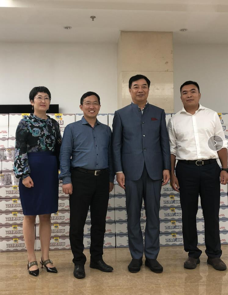 a1c43c4e34.jpg a1c43c4e34.jpg